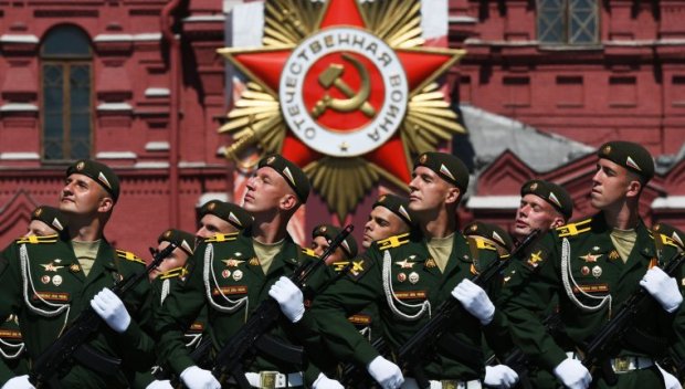 Русия ще ограничи честванията за Деня на победата