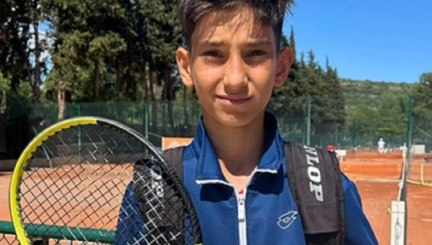 Българче зае второ място на супертурнир по тенис във Франция