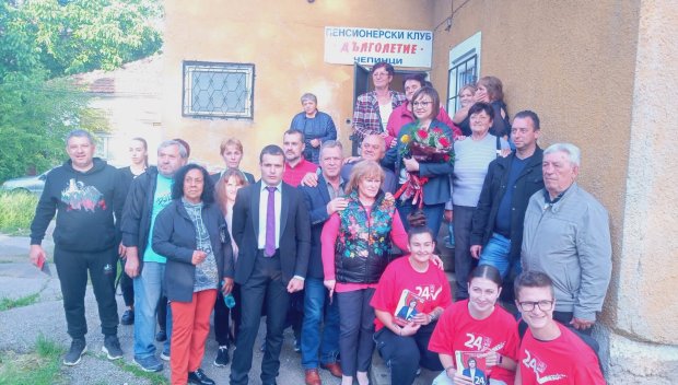 Нинова: Борисов управлява България така, че по негово време сме на дъното на всички класации