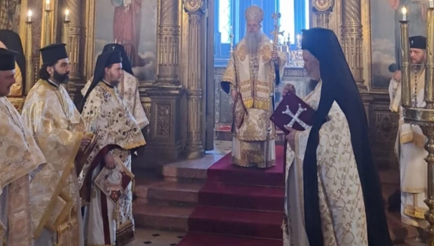 Митрополит Николай оглави богослужение в Желязната църква
