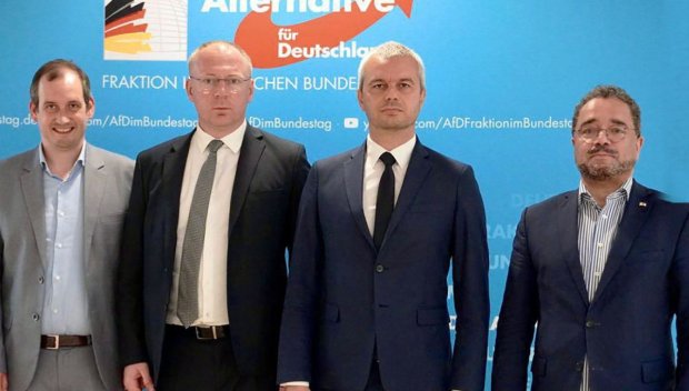 В БРЮКСЕЛ: Възраждане“ и Алтернатива за Германия се прегръщат, правят обща група
