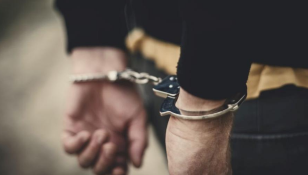 Задържаха внука на Цветелин Кънчев за грабеж в столичен магазин