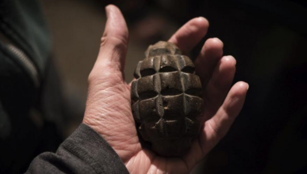 Откриха учебна граната в класна стая на училище в Добрич