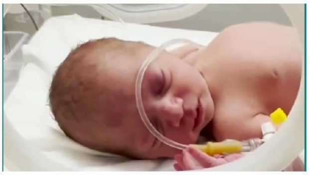 Бебе се роди здраво като по чудо в Газа, след като майка му почина