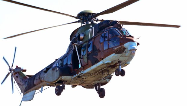 Кугър гаси пожара на българо-гръцката граница