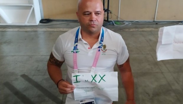 Треньорът на българските боксьорки: Нямам думи! Ограбиха ни!