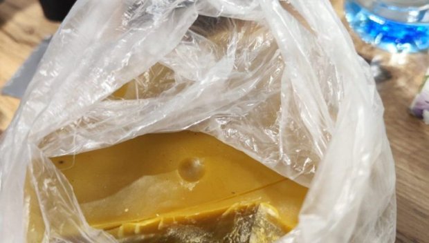 Предадоха на съд трима заради депо на синтетичен хашиш