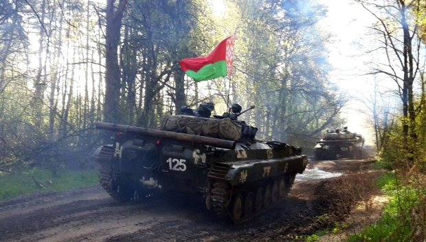 Беларус освободи 123 затворници, сред които нобеловия лауреат Алес Беляцки и видни опозиционери