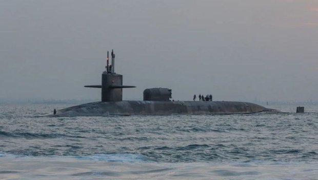 Ирански кораб потъна край Шри Ланка, подводница ли го торпилира