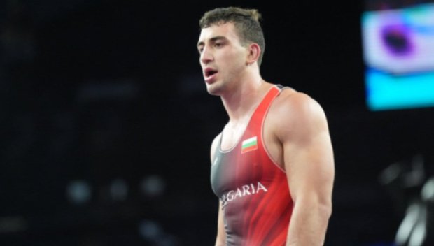 България със злато! Семьон Новиков е олимпийски шампион в Париж