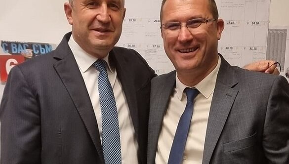 ТОП АНАЛИЗ В ПИК TV! Радев може да удари голяма греда, ако реши предсрочно да напусне президентството и да излезе на партийния терен (ВИДЕО)