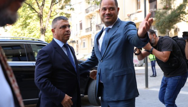 Калин Стоянов скочи на Радев: Маските паднаха, видяхме как президентът наруши Конституцията (СНИМКИ)