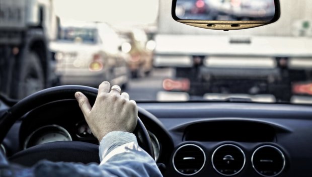 Хванаха мъж да шофира под влияние на наркотици в Казанлък