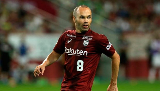 ОКАЧВА БУТОНКИТЕ: Иниеста се отказа от футбола на 40 г.