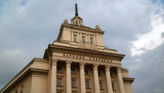 Татяна Буруджиева в ПИК и Ретро: Кой вкарва крадливи лумпени в политиката 