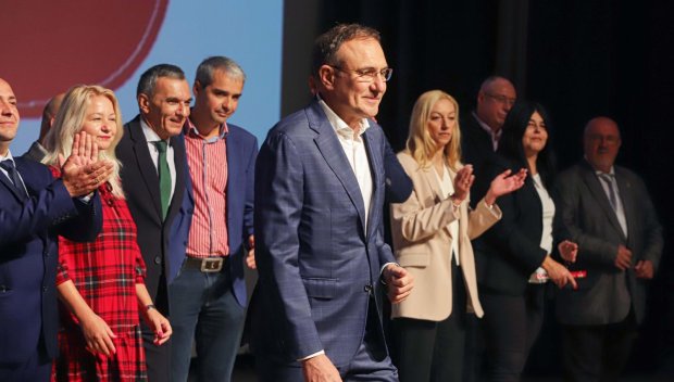 БСП-Варна обяви: Тръгваме на поход срещу купения и зависим вот (СНИМКИ)