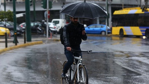 Лошото време затваря част от гръцките училища на 3 октомври