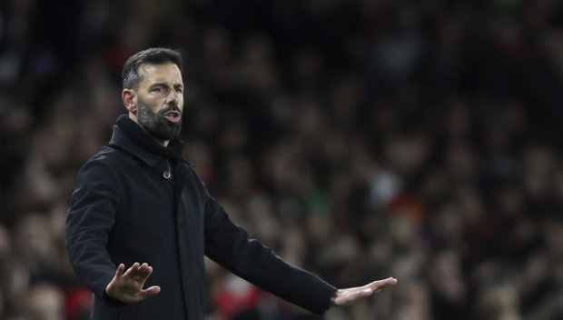 Доскоро беше мениджър на Юнайтед, а сега ще поеме Лестър