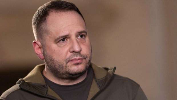 ТРУС В КИЕВ: Най-довереният човек на Зеленски подава оставка заради корупция