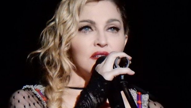 Мадона мислела за самоубийство при спора с Гай Ричи за попечителството над сина им