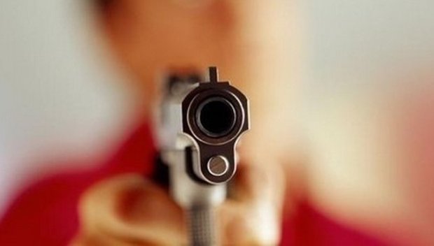 Междусъседски скандал завърши със стрелба