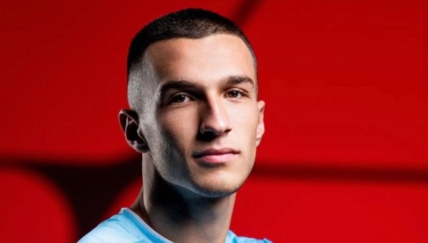 ПРОМЯНА: Бивш вратар на Левски смени агентите