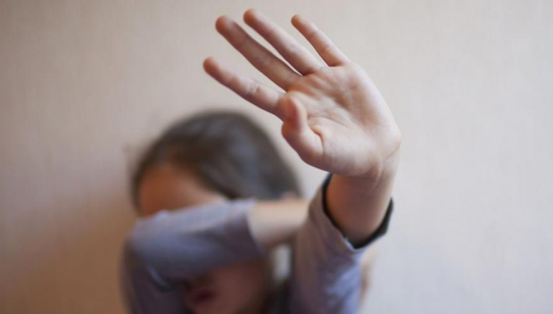 В Главиница протестират срещу освобождаването на педофил