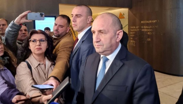 Радев без да споменава Възраждане: Всяка проява на вандализъм сега е покушение срещу България
