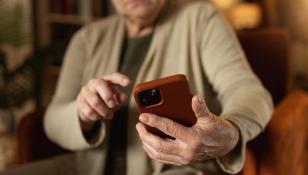 Русенци сигнализират за ало измамници във връзка с еврото, експерти съветват как да се предпазим