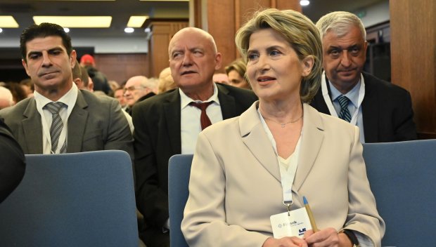 ОТ ПОСЛЕДНИТЕ МИНУТИ: Весела Лечева е новият председател на БОК