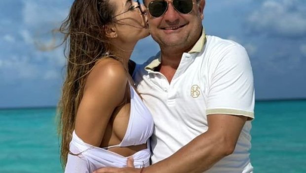 ИЗНЕНАДА! Новата жена на Рачков се показа с бившия (СНИМКА)