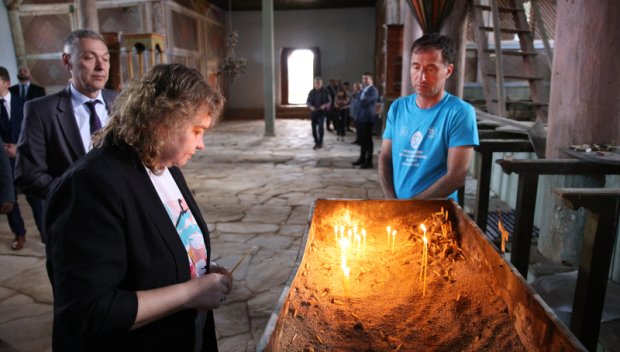 Киселова призова институциите да помагат за съхраняване на българския дух зад граница (СНИМКИ)