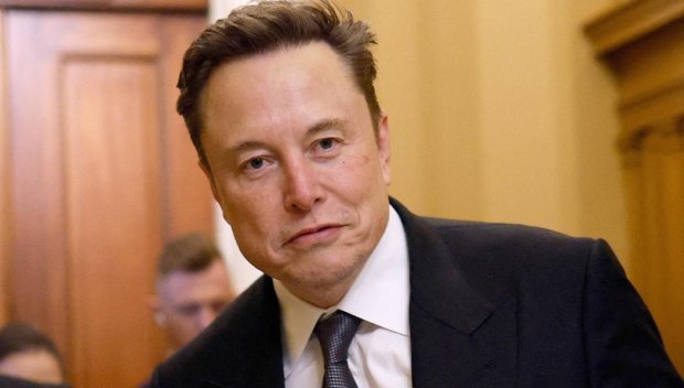 ЕК глоби „Екс“ със 120 милиона евро