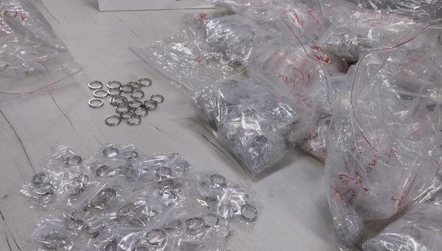 Контрабандни стоки за 130 000 лева откриха митничарите на Капитан Андреево (СНИМКИ)