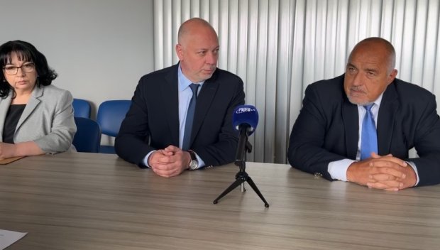 ПЪРВО В ПИК TV! Борисов, Желязков и Петкова решиха кризата в София - отпускат пари от бюджета за заплати на шофьорите и работниците (ВИДЕО)