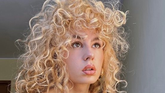 САМО В ПИК И РЕТРО: Дъщерята на Радев с анорексия? (СНИМКА)