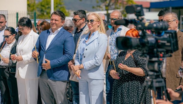 Крие ли Антония Петрова, че пак е бременна?