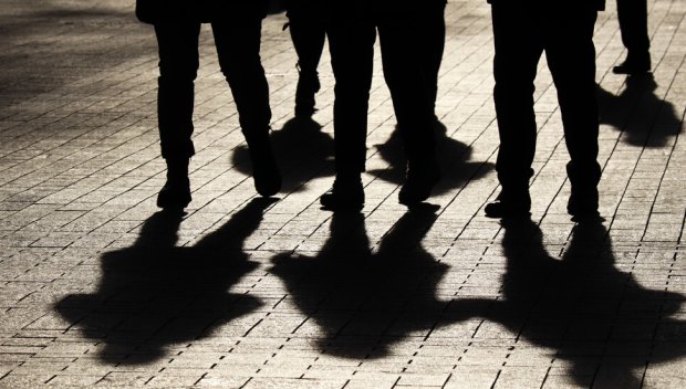 Жители на столичния кв. Дървеница алармират за зачестили случаи на вандализъм, свързват ги с локали