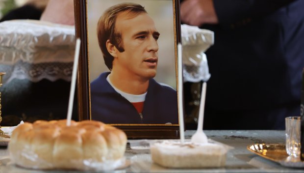 ПОЧИТ: Легенди на Левски се събраха за последно сбогом с Кирил Ивков (СНИМКИ)