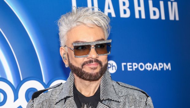 Филип Киркоров се претрепа на сцената (ВИДЕО)