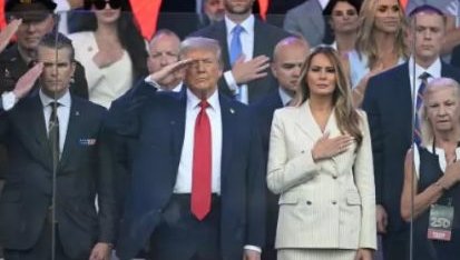 Тръмп на парада за рождения си ден: Крайно време е Америка да отпразнува военните си победи (ВИДЕО)