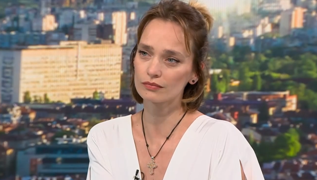 Ирена Милянкова - за своята лична битка и двете операции, на които се подлага