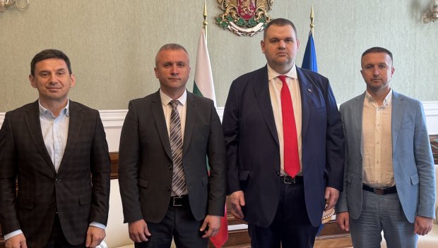 ПЪРВО В ПИК! Кметовете на още две общини се присъединиха към стратегията на Делян Пеевски за ново начало за развитие на регионите