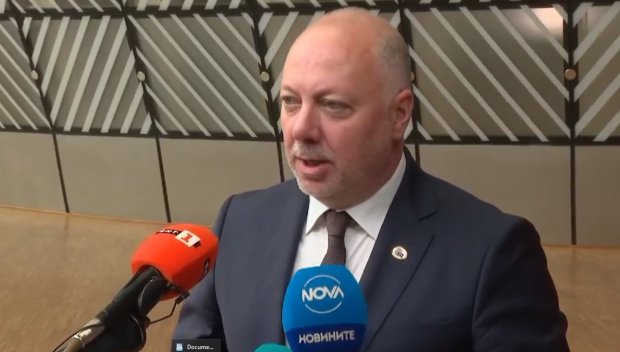 Желязков от Брюксел: Имаме пълна подкрепа за еврозоната.Позицията ни за Северна Македония е в пълен синхрон с декларацията на парламента. Имам уверението на Европейския съвет, че... (ВИДЕО)