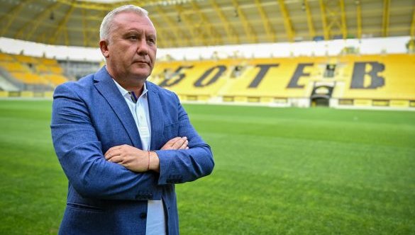 Ботев Пловдив представя официално Белия утре