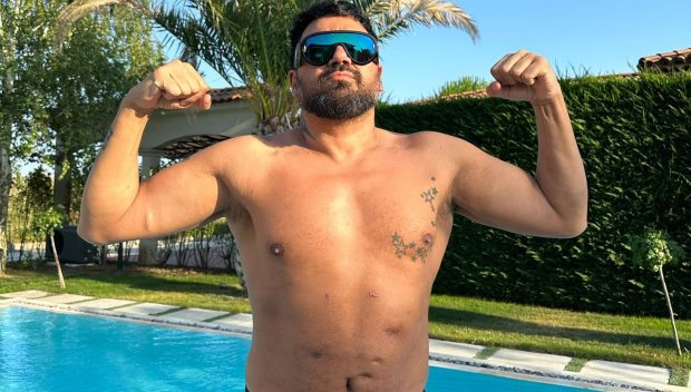 СЛЕД ПОРЕДНАТА ПРОВОКАЦИЯ: Фенове скочиха срещу Азис и Атижа (СНИМКИ)