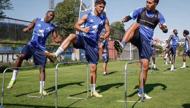 На Герена се колебаят за халф на Арда