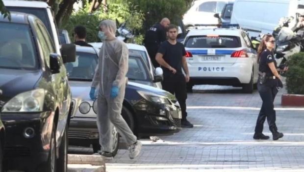 Откриха бомба в дома на гръцки журналист