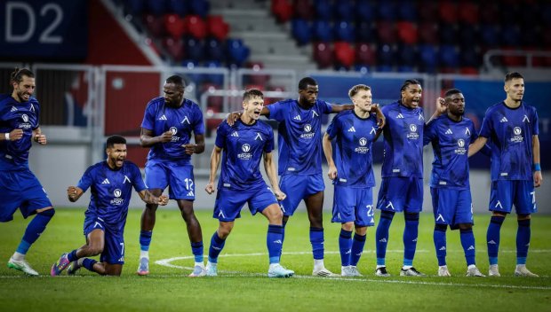 Фантастичен Светльо Вуцов класира Левски напред в Лига Европа