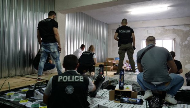 КОКАИН, ФЕНТАНИЛ И ФАЛШИВИ ПАРИ: МВР отчита стотици акции и хиляди задържани през 2025 г.